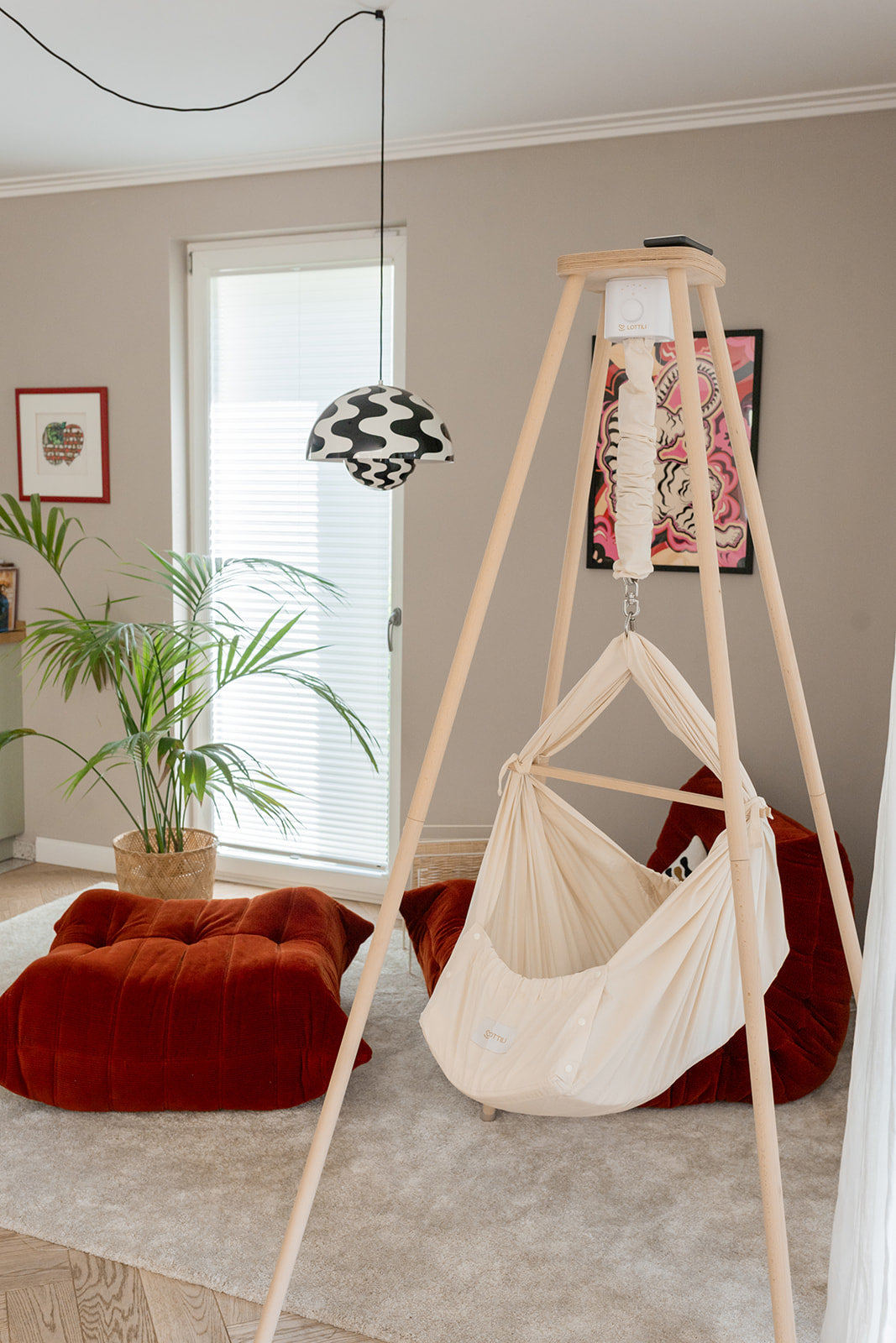 Baby Hammock with motor and frame for your baby